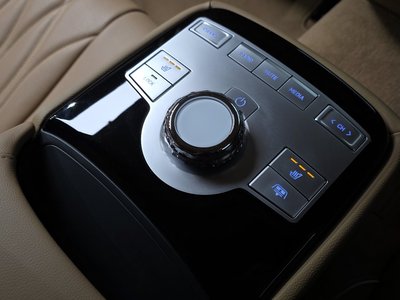 2024 Genesis G80 (RG3) — миниатюра 35