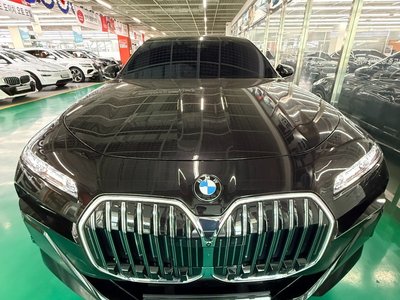 BMW 7 SERIES - 1