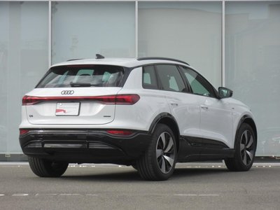 AUDI Q6 - 7