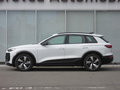 AUDI Q6 - 6