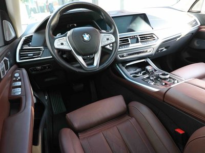 BMW X7 - 7