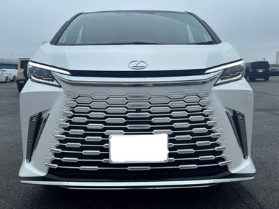 2024 LEXUS LM — фото 3