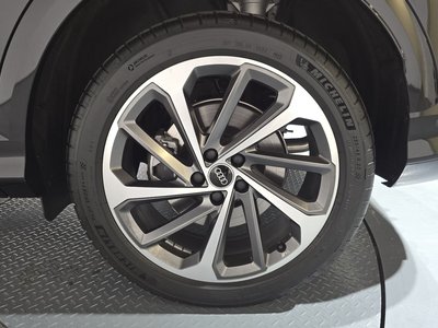 AUDI Q5 - 8