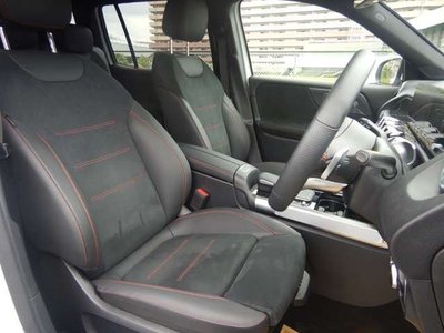 صورة 7 لـ 2023 Mercedes-BENZ GLB