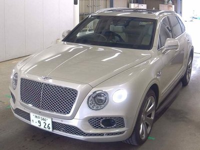 BENTLEY BENTAYGA - 4