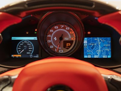 FERRARI F12 BERLINETTA - 8