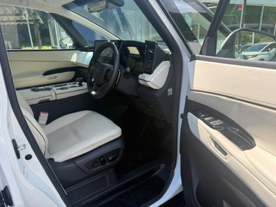 صورة مصغرة 17 لـ 2024 Lexus LM
