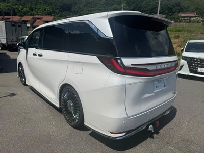 صورة 9 لـ 2024 Lexus LM