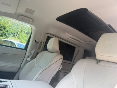 صورة مصغرة 13 لـ 2024 Lexus LM