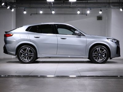 BMW X2 - 6