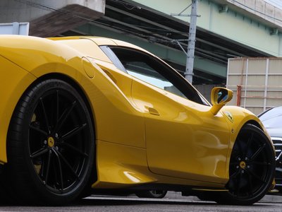 صورة 10 لـ 2021 Ferrari F8 SPIDER