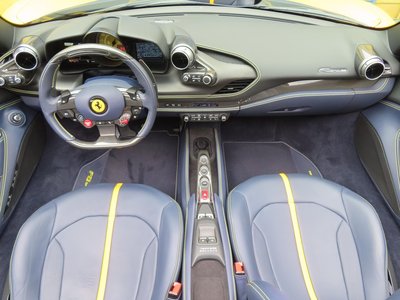 صورة 2 لـ 2021 Ferrari F8 SPIDER