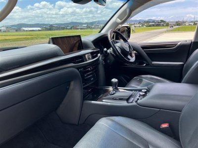 2015 Lexus LX 缩略图 11