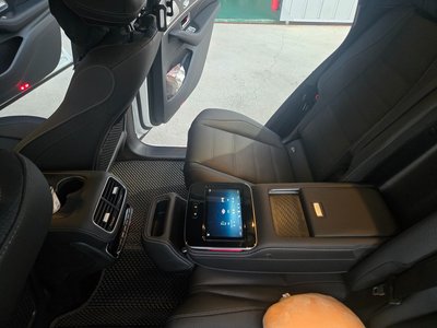 صورة مصغرة 14 لـ 2025 Mercedes-BENZ GLS