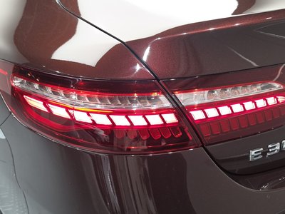 MERCEDES-BENZ E-CLASS - 10