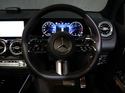 صورة مصغرة 15 لـ 2025 Mercedes-BENZ GLB