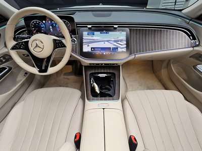 MERCEDES-BENZ E-CLASS - 5