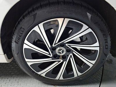 MERCEDES-BENZ E-CLASS - 6