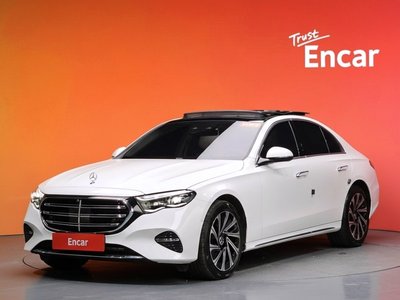 MERCEDES-BENZ E-CLASS - 1