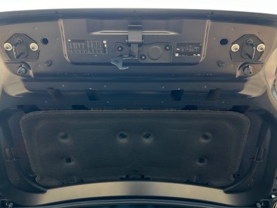 LAND ROVER DEFENDER 110 X DYNAMIC HSE D300 - 9