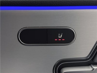 MERCEDES-BENZ CLA - 5