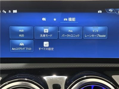 MERCEDES-BENZ CLA - 6