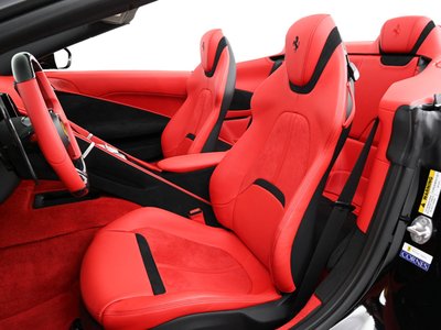 FERRARI ROMA SPIDER - 4