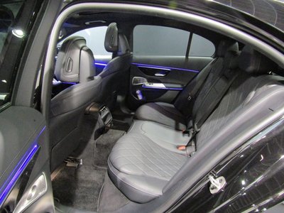 MERCEDES-BENZ E-CLASS - 8