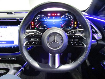 MERCEDES-BENZ E-CLASS - 9