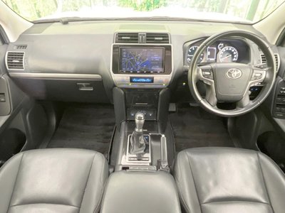 TOYOTA LAND CRUISER PRADO - 2