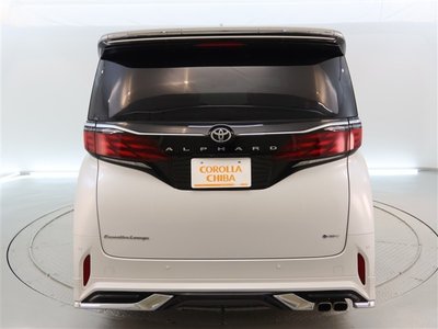 2024 Toyota ALPHARD photo 4