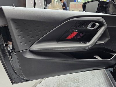 2025 BMW M2 缩略图 14