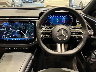 MERCEDES-BENZ E-CLASS - 9