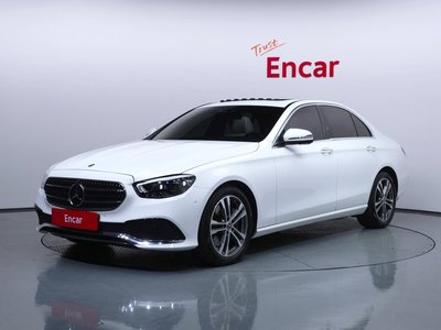 MERCEDES-BENZ E-CLASS - 2