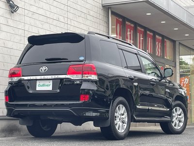 TOYOTA LAND CRUISER - 8