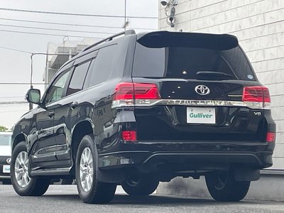 TOYOTA LAND CRUISER - 10