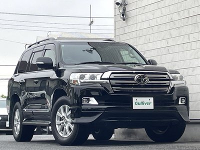 TOYOTA LAND CRUISER - 7