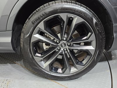صورة 8 لـ 2025 AUDI Q7