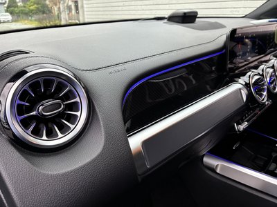 2025 Mercedes-BENZ GLB — миниатюра 24