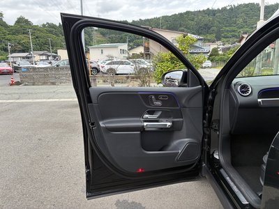 2025 Mercedes-BENZ GLB — миниатюра 19