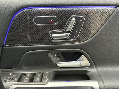 2025 Mercedes-BENZ GLB — миниатюра 16