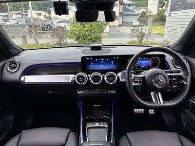 2025 Mercedes-BENZ GLB — миниатюра 21