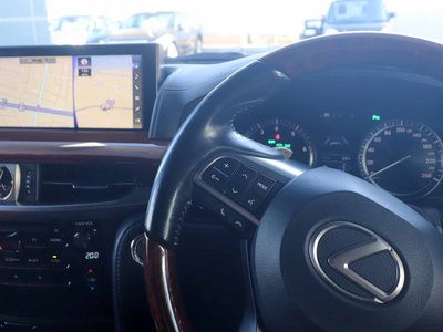 2016 Lexus LX — миниатюра 12