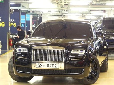 ROLLS-ROYCE GHOST - 1