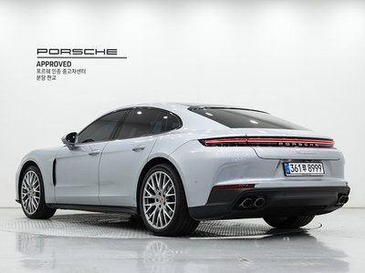 PORSCHE PANAMERA - 5