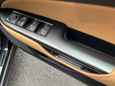 صورة مصغرة 13 لـ 2025 Lexus NX