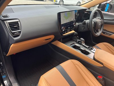 صورة مصغرة 38 لـ 2025 Lexus NX