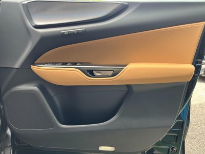 صورة مصغرة 12 لـ 2025 Lexus NX