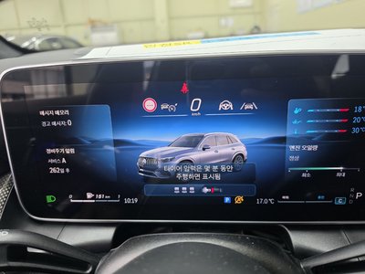 MERCEDES-BENZ GLC - 4