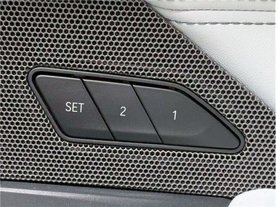 صورة مصغرة 44 لـ 2021 BMW M4